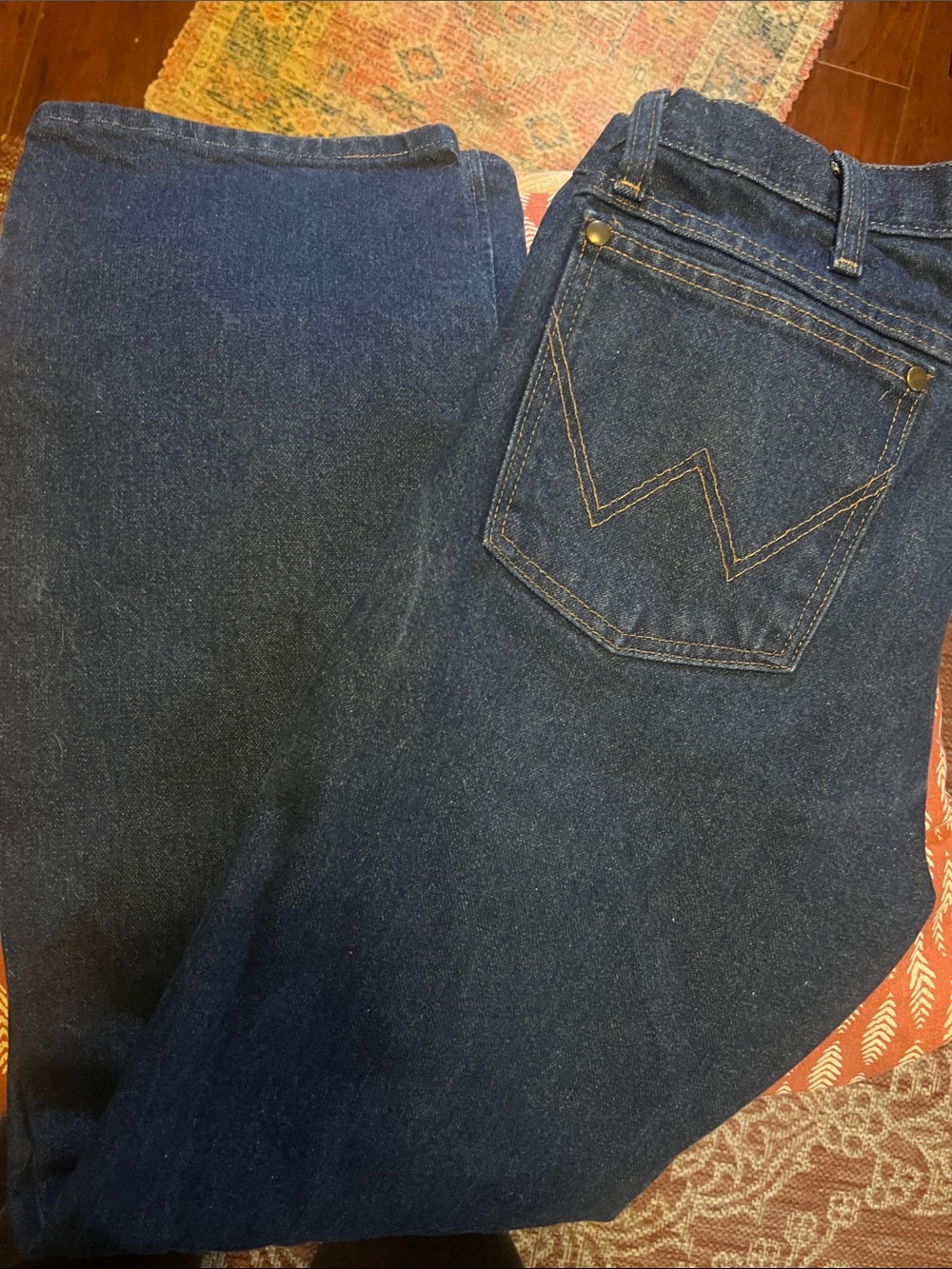 Wrangler Men's Dark Blue Relaxed Fit Jeans